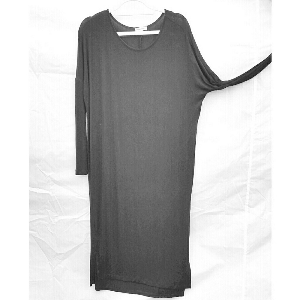 Long Sleeve Black Dress